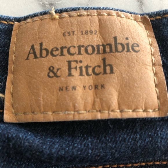 Abercrombie & Fitch - Low Rise Shorts - 00 or 24W - Picture 4 of 4
